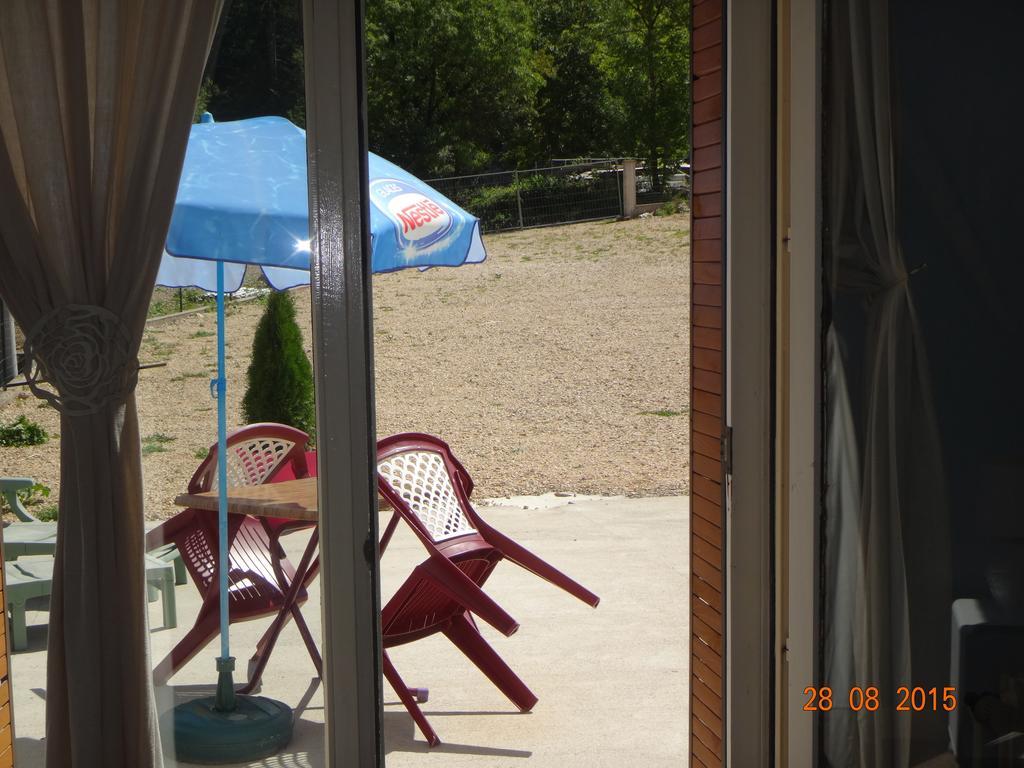 Hotel Bon Accueil Oyonnax Phòng bức ảnh