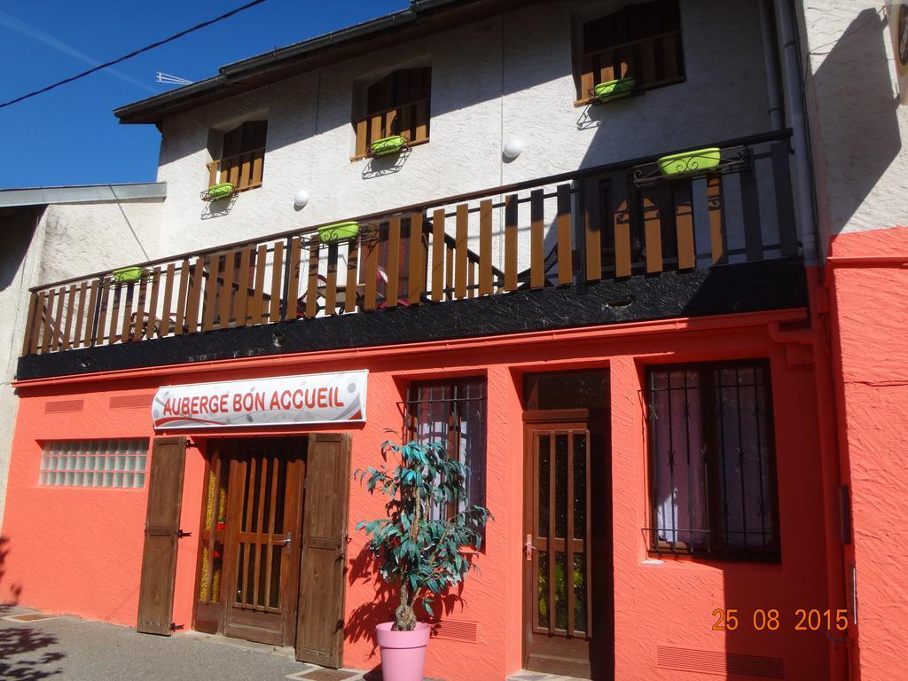 Hotel Bon Accueil Oyonnax Ngoại thất bức ảnh