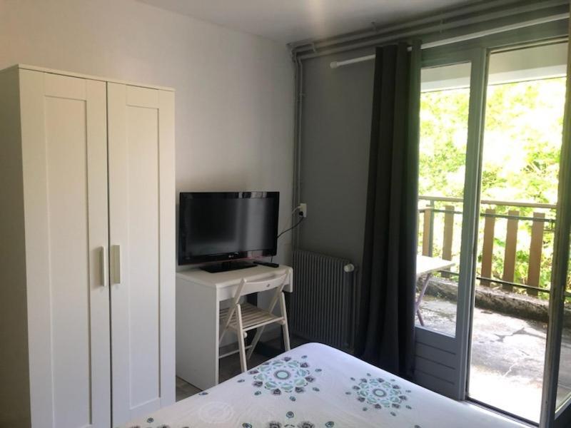 Hotel Bon Accueil Oyonnax Ngoại thất bức ảnh