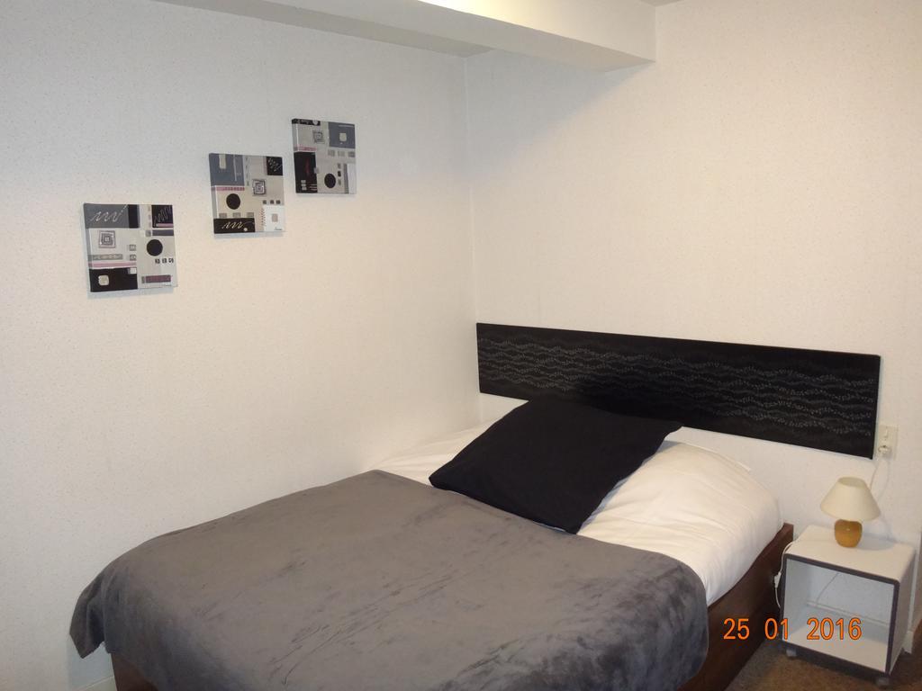 Hotel Bon Accueil Oyonnax Ngoại thất bức ảnh