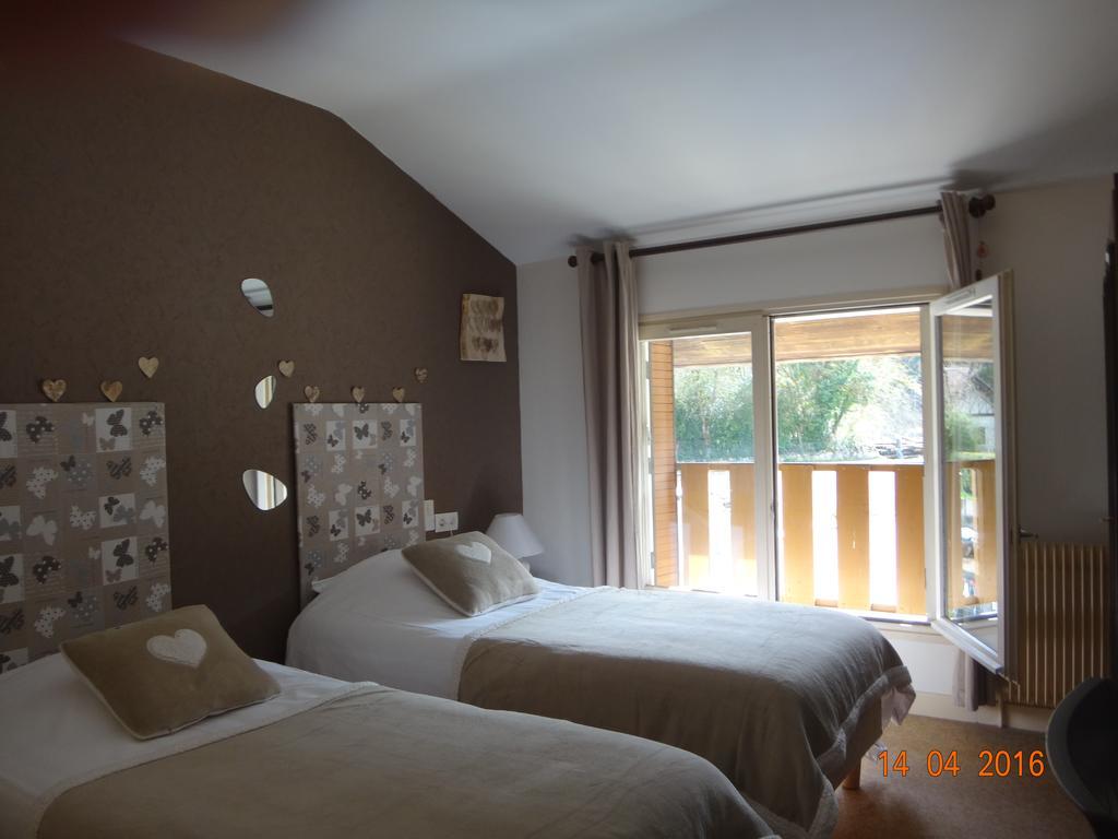 Hotel Bon Accueil Oyonnax Ngoại thất bức ảnh